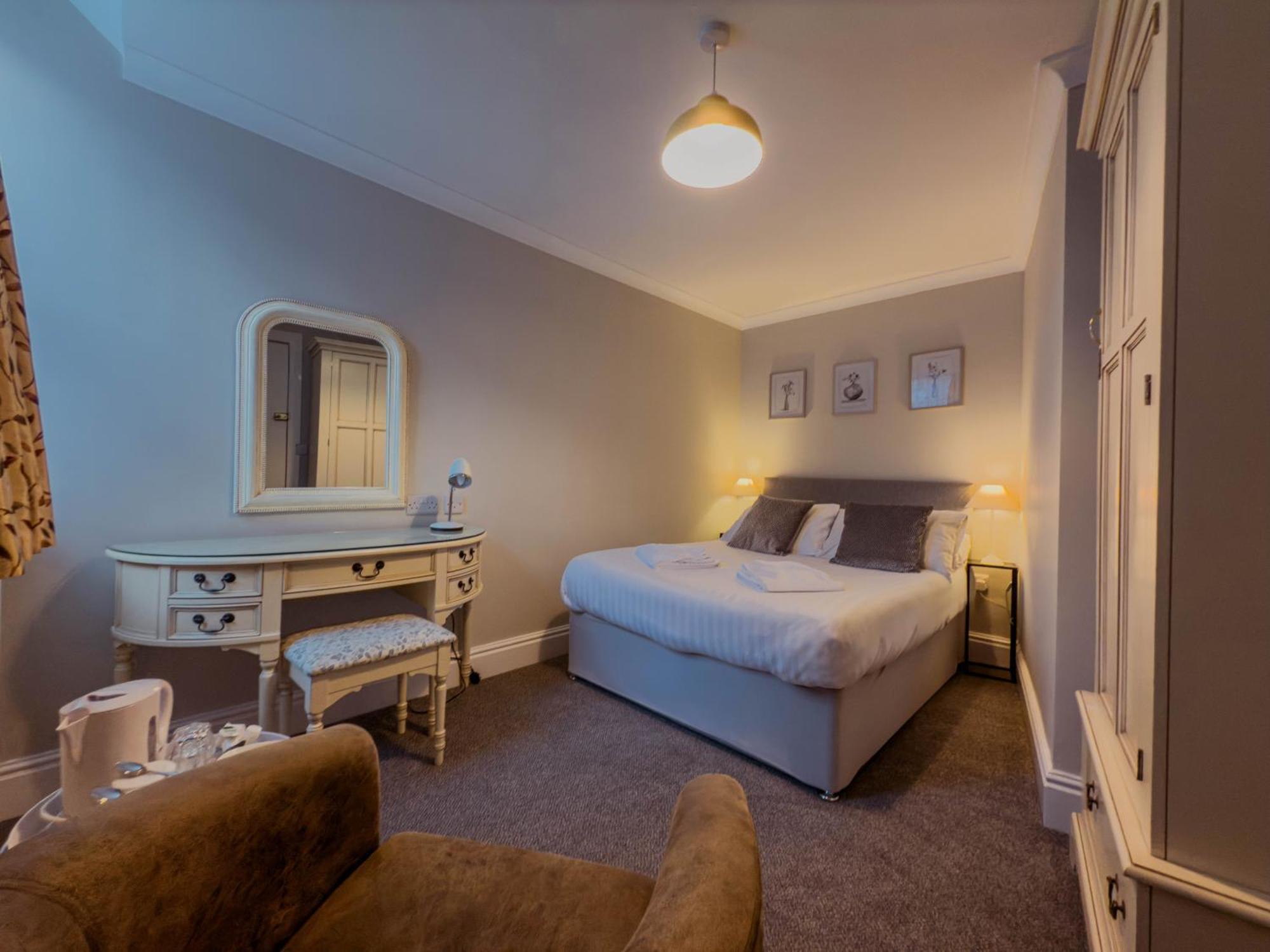 Newport Quay Bed and Breakfast Eksteriør billede