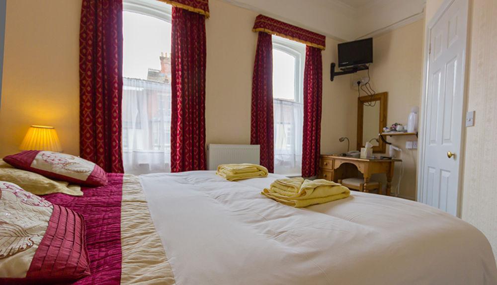 Newport Quay Bed and Breakfast Eksteriør billede